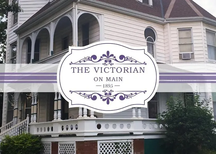 The Victorian On Main