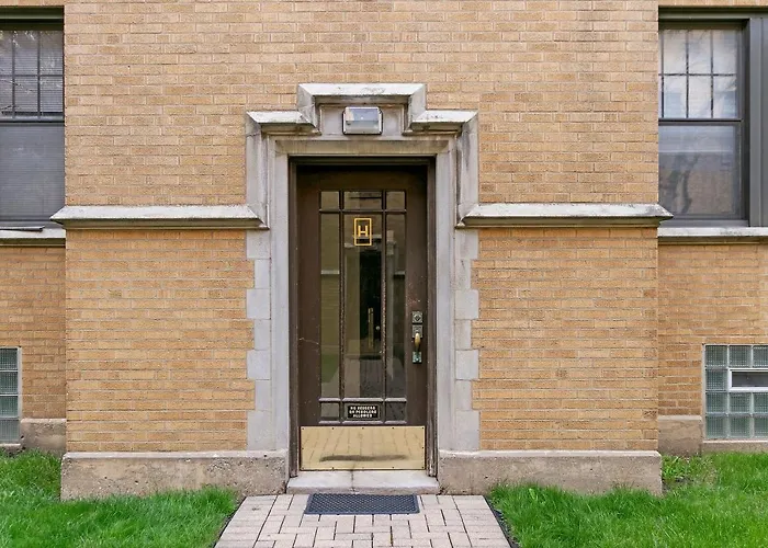 1Br Relaxing Apt In Lakeview Close To Restaurants - Belmont H6