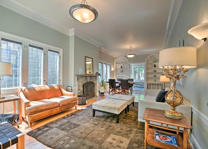 Classic Oak Park Home, 11 Mi To Downtown Chicago!