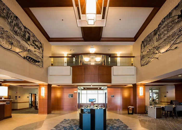 Wyndham Moline On John Deere Commons