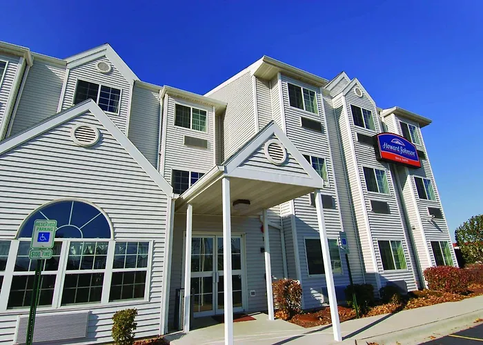 Red Lion Inn & Suites Elk Grove Village
