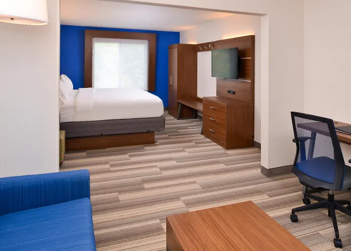 Holiday Inn Express Hotel & Suites Urbana-Champaign-U Of I Area By Ihg