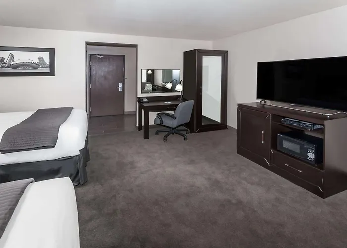 Baymont By Wyndham Glenview