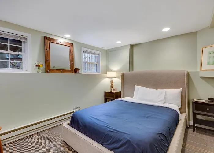 Relax In Winter Park - You Will Love The Garden Access And The Classic, Comfortable Feeling Apts