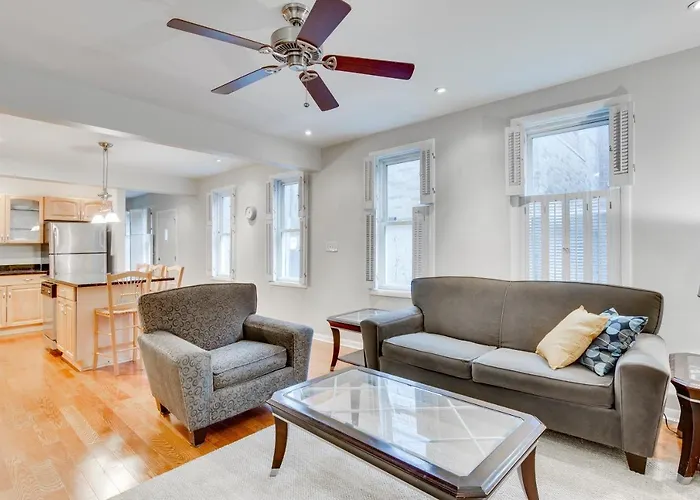 Pet Friendly! Historic River West Neighborhood - Easy Access To O'Hare Apts