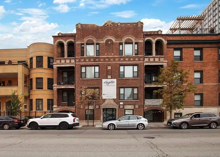Studio Apt With Laundry, Near Shops! - Montrose Studio Rep