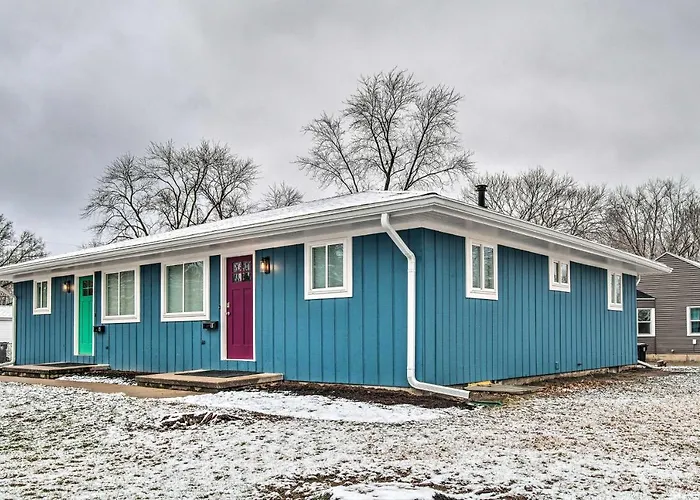 Stylish Vacation Rental - Walk To Isu!