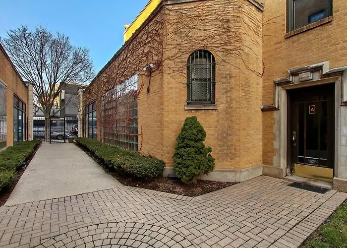3Br Beautifully Designed Apt Close To Shops - Belmont A3