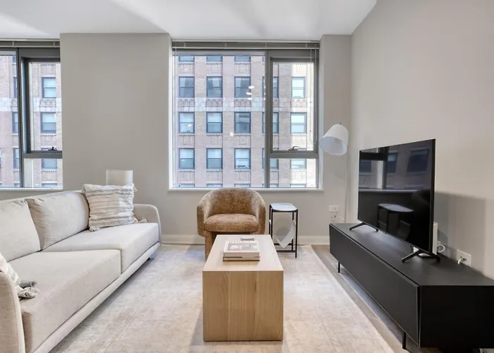 Loop 1Br W Gym Pool Lounge 1 Block From L Chi-700