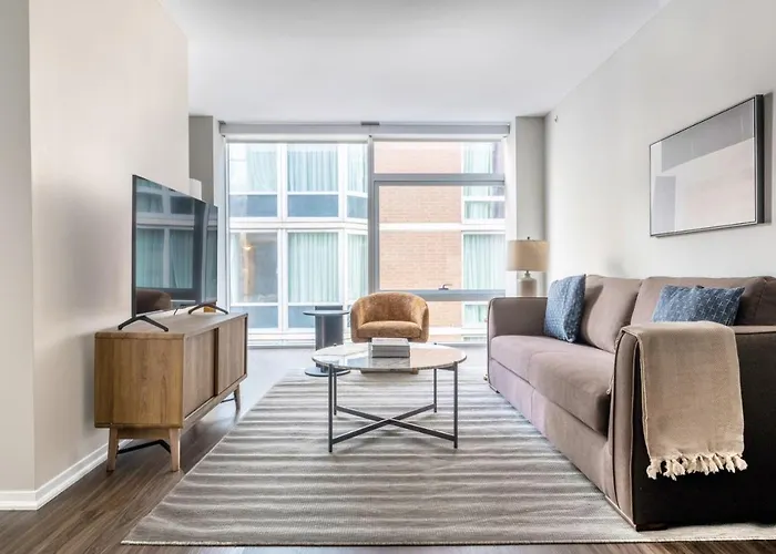 Streeterville 1Br W Pool Gym Nr Riverwalk Chi-878