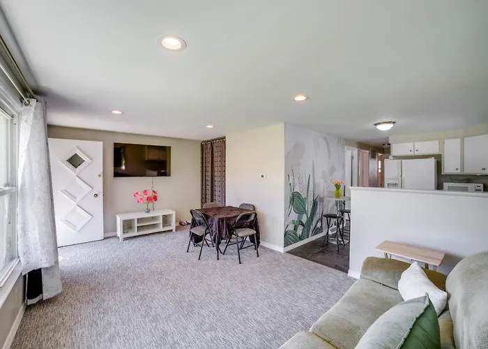 Chicago Home Near Navy Pier & Shedd Aquarium!