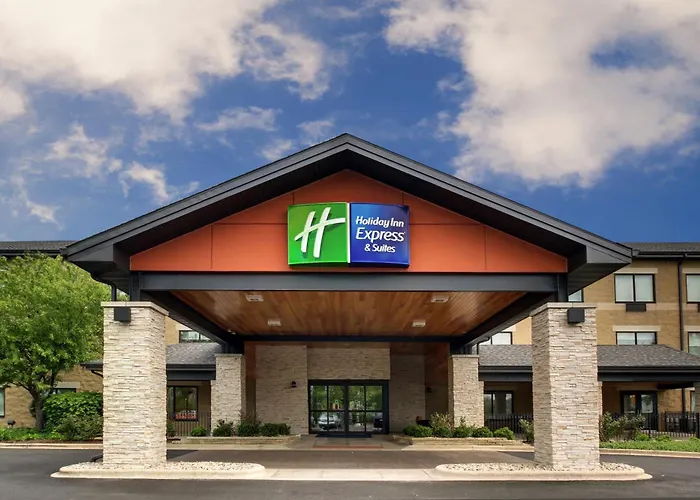 Holiday Inn Express & Suites Aurora - Naperville By Ihg