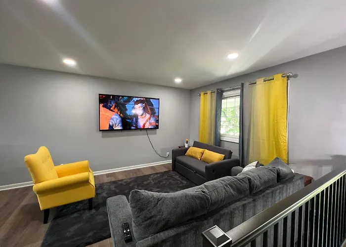 Cozy Rockford Home