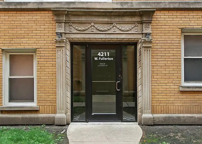 Warm & Inviting 2Br Apartment - Fullerton 1B