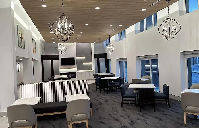 Wyndham O'Hare Hotel