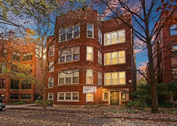 Great Location! 15 Min From Dt -Historic Hyde Park