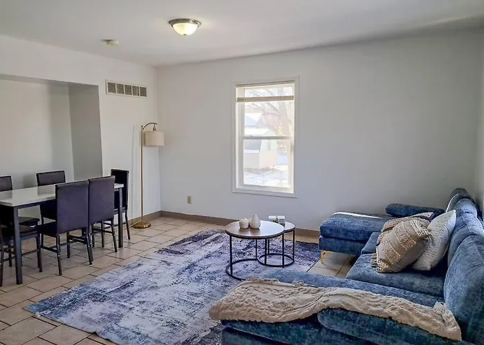 Comfort & Cozy 3/2 In Macomb, Il