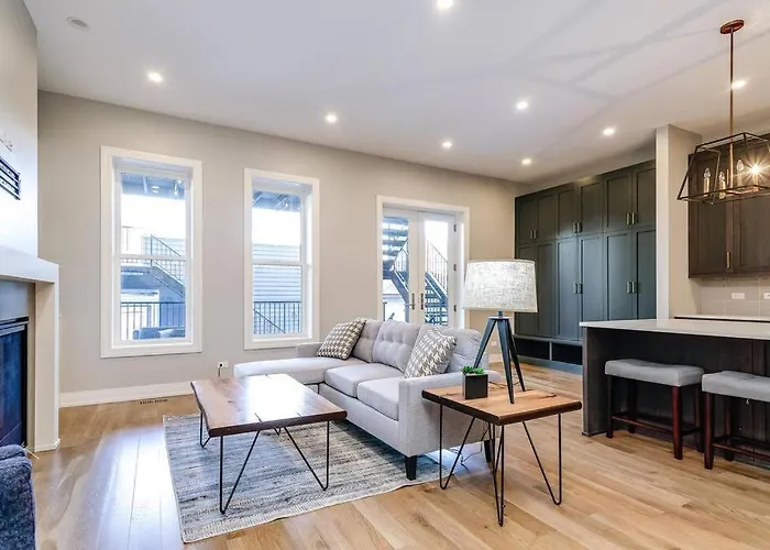Immaculate Brand New Condo Downtown