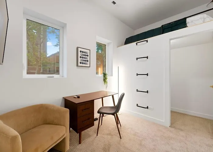 Chic 4-Bedroom Haven: Designer'S Dream Home