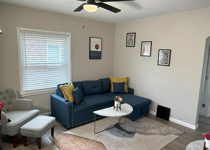 Cheerful & Warm Remodeled Cottage At Wilson Park