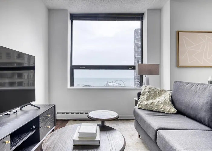 Streeterville Studio W Gym Pool Nr Navy Pier Chi-450