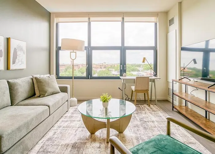 Landing Modern Apartment With Amazing Amenities
