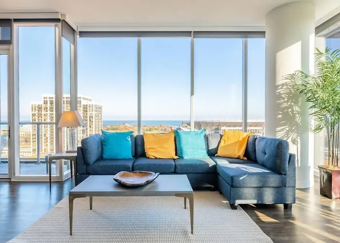 3Br Luxury Glass Apartment With Views