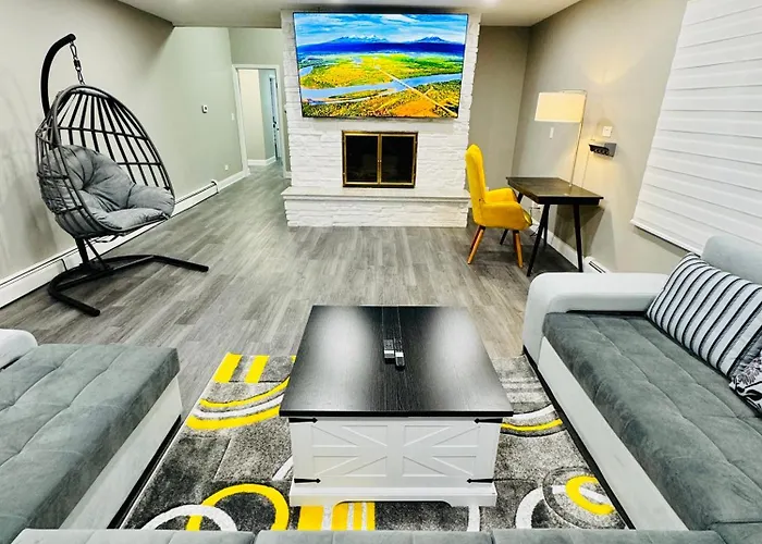 5 Star Luxury Stay Near Chicago O'Hare