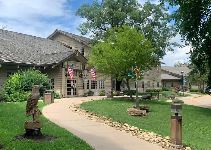 Starved Rock Lodge