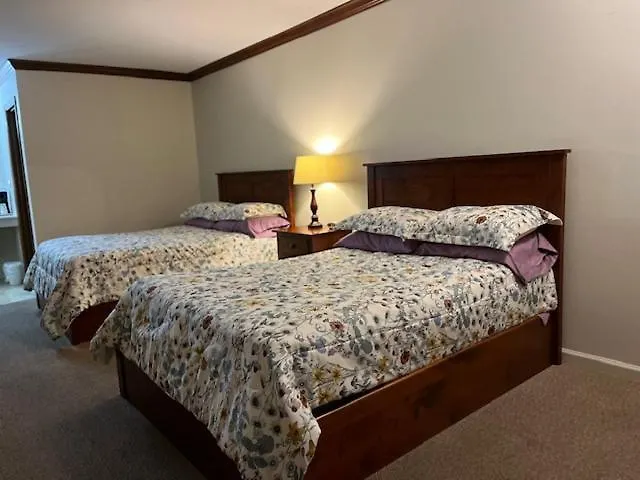 Arthur'S Country Inn