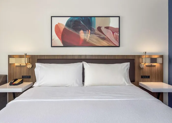 Hilton Garden Inn Chicago / Oakbrook Terrace
