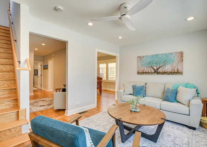 2 Mi To Northwestern: Updated Home W/ Game Room!