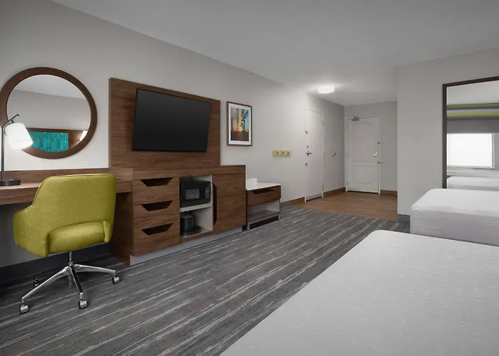 Hampton Inn Yorkville