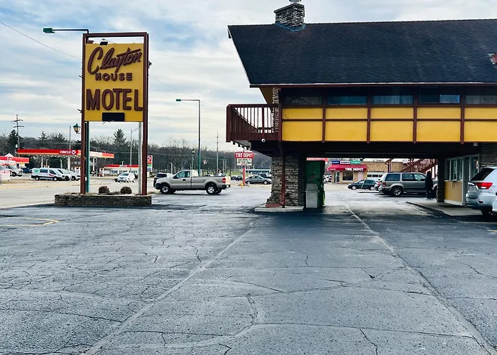 Clayton House Motel