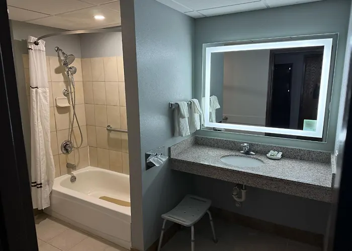 Americinn By Wyndham Woodstock Il