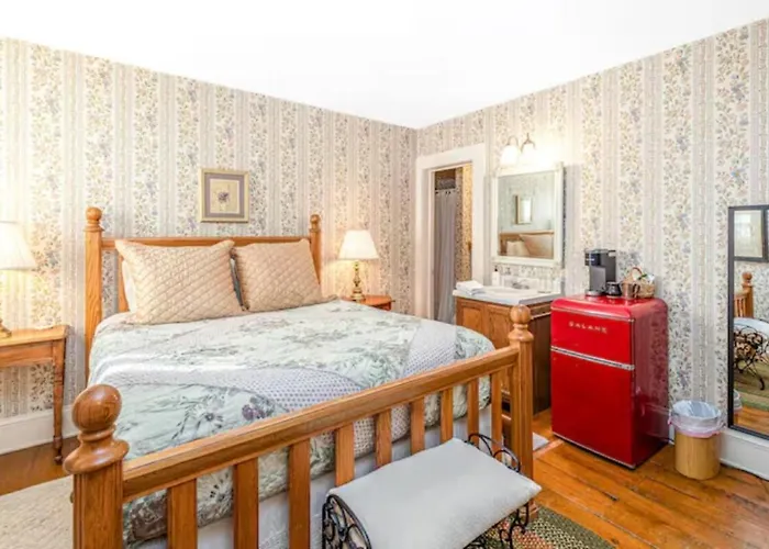Briarstone Inn Unit 7