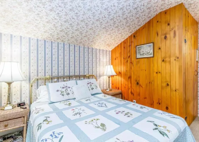 Briarstone Inn Unit 5
