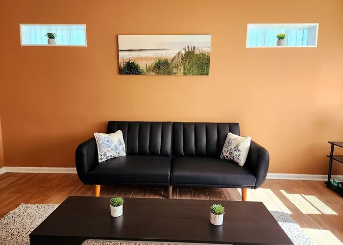 Modern 2 Beds Apt Close Downtown