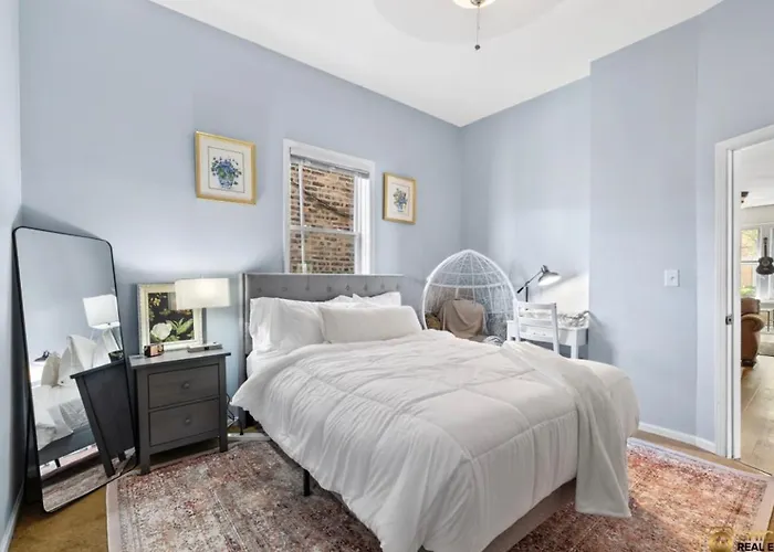 Spacious Apartment In Awesome Chicago With Wifi, Ac