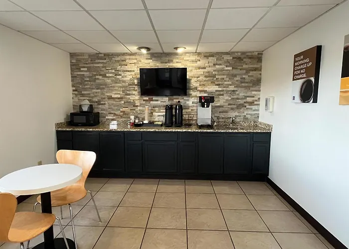 Studio 6 Suites Urbana, Il