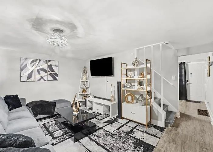 Hamaline Luxury Guest House