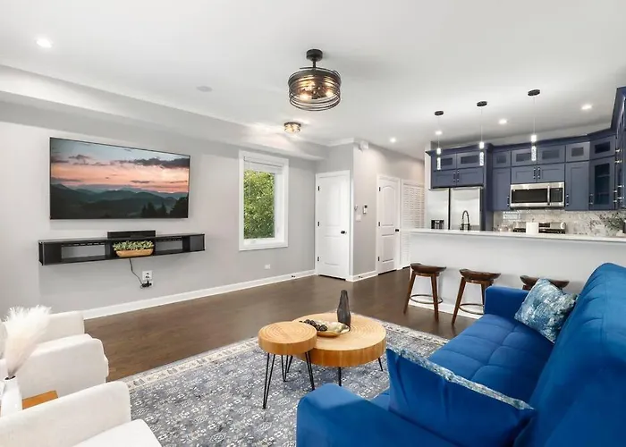Luxhome Chicago 8 Mins Downtown