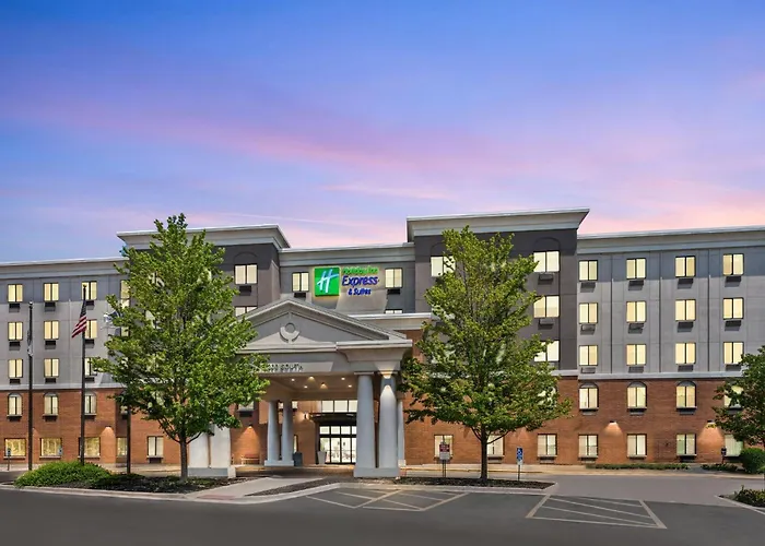 Holiday Inn Express & Suites Chicago West-O'Hare Arpt Area By Ihg