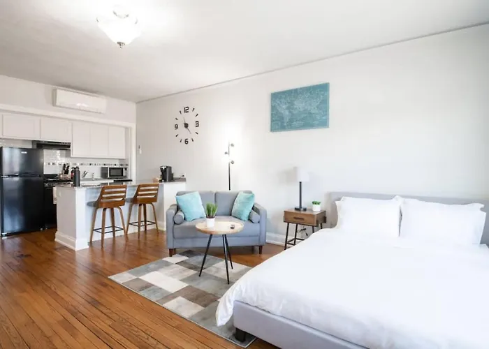 City Vibes - Modern Suite In The Heart Of Downtown