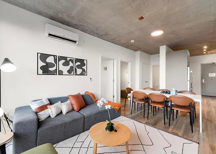 Family-Sized 4Br Luxury In Downtown Chicago