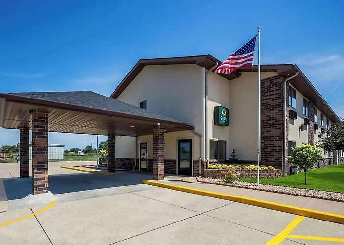 Quality Inn Galesburg Near Us Highway 34 And I-74