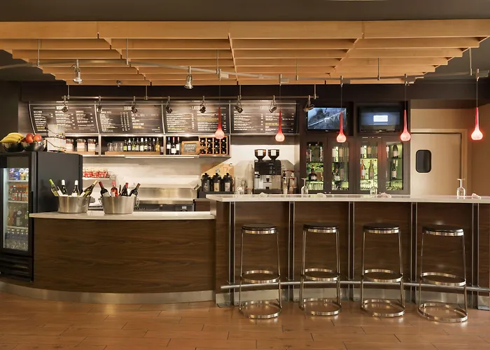 Courtyard By Marriott Peoria