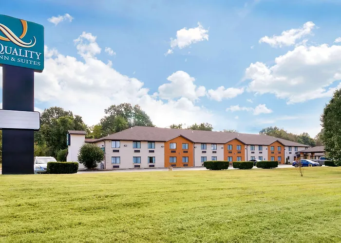 Quality Inn & Suites Metropolis I-24