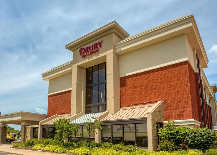 Drury Inn & Suites St. Louis - Fairview Heights