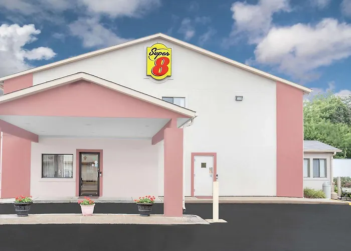 Super 8 By Wyndham East Moline